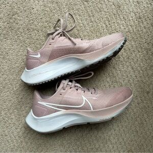 Nike Women's Pink Pegasus Zoom Shoes